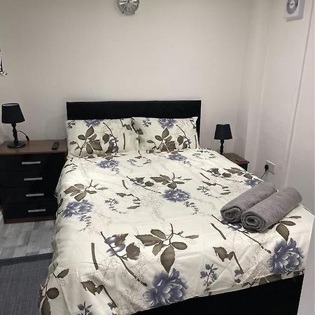Comfort Studio Londra Dış mekan fotoğraf
