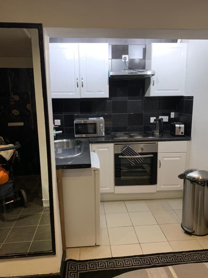 Comfort Studio Londra Dış mekan fotoğraf