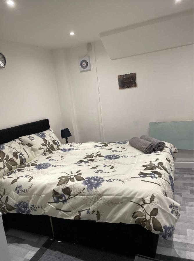 Comfort Studio Londra Dış mekan fotoğraf