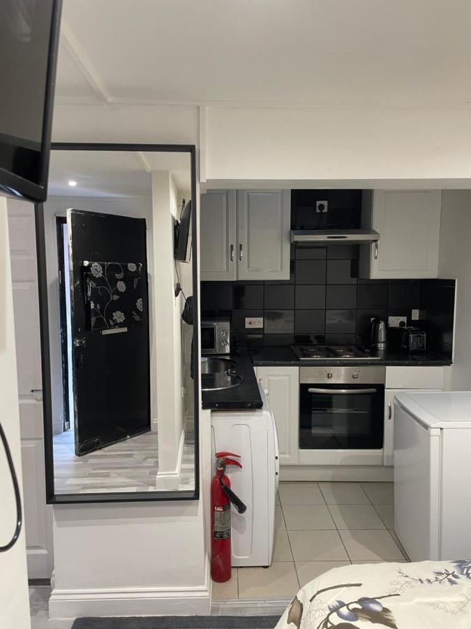 Comfort Studio Londra Dış mekan fotoğraf